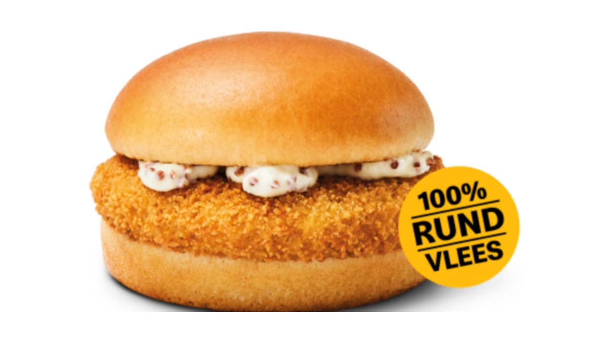 Officiële productfoto van de McDonald's McKroket: een kroket met mosterdsaus op een broodje